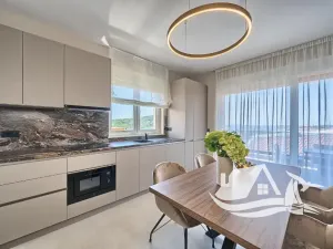 Prodej bytu 3+kk, Primošten, Chorvatsko, 61 m2