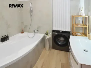 Pronájem bytu 3+kk, Praha - Krč, Na Dvorcích, 100 m2