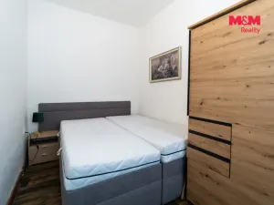 Pronájem bytu 2+kk, Holice, Husova, 55 m2