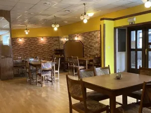 Pronájem restaurace, Nové Město na Moravě, Vratislavovo náměstí, 220 m2