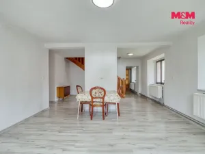 Prodej rodinného domu, Lnáře, 205 m2