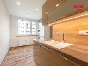 Prodej bytu 3+1, Zlín, Slezská, 69 m2