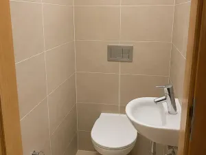 Pronájem bytu 2+kk, Praha - Vršovice, Pod stupni, 57 m2