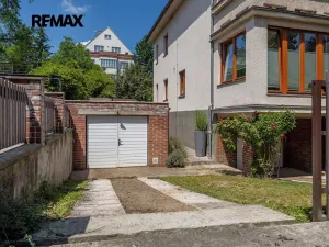 Prodej vily, Praha - Dejvice, U dejvického rybníčku, 400 m2