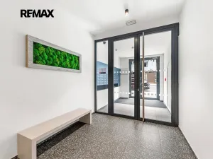 Prodej bytu 2+kk, Praha - Karlín, Sokolovská, 59 m2