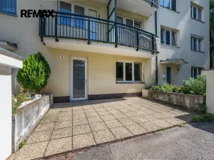 Prodej bytu 1+kk, Praha - Zbraslav, Sulova, 49 m2