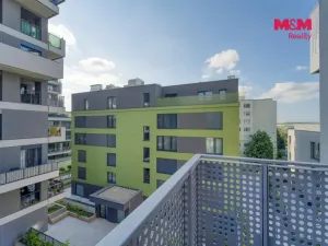 Pronájem bytu 2+kk, Praha, Hábova, 56 m2