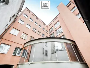 Pronájem kanceláře, Kolín, Rubešova, 378 m2