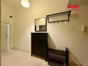 Pronájem bytu 2+kk, Praha - Žižkov, Roháčova, 52 m2