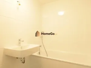 Pronájem bytu 2+kk, Praha - Modřany, Komořanská, 65 m2