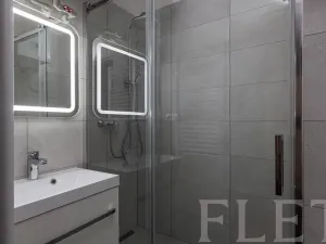 Prodej bytu 2+kk, Praha - Holešovice, U garáží, 44 m2