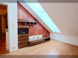 Prodej bytu 2+kk, Český Krumlov, Chvalšinská, 61 m2