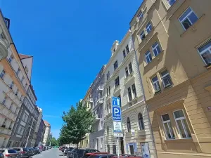 Prodej kanceláře, Praha - Bubeneč, Jana Zajíce, 63 m2
