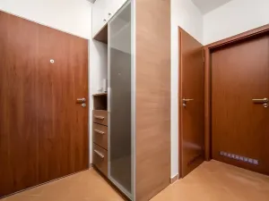 Prodej bytu 2+kk, Praha - Malešice, Ungarova, 51 m2