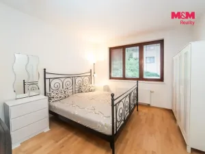 Pronájem bytu 1+kk, Praha - Smíchov, Na Neklance, 31 m2