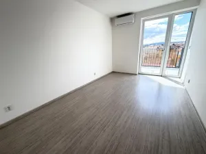 Pronájem bytu 2+kk, Brno - Židenice, Letní, 56 m2