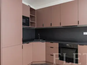 Pronájem bytu 1+kk, Praha - Hloubětín, Poděbradská, 33 m2