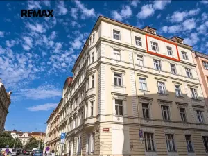 Pronájem bytu 2+kk, Praha - Nusle, Čestmírova, 43 m2