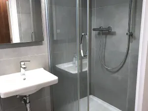 Pronájem bytu 1+kk, Praha - Smíchov, Grafická, 24 m2