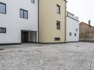 Pronájem bytu 2+kk, Staré Město, Hradišťská, 53 m2