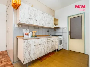 Prodej bytu 2+1, Hostinné, Sídliště, 68 m2