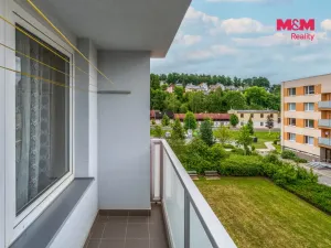 Prodej bytu 2+1, Hostinné, Sídliště, 68 m2
