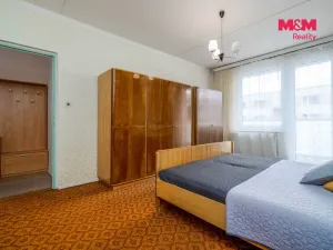 Prodej bytu 2+1, Hostinné, Sídliště, 68 m2