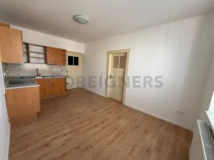 Pronájem bytu 2+1, Hradec Králové, Habrmanova, 59 m2