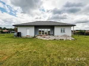 Prodej rodinného domu, Ústrašice, 130 m2