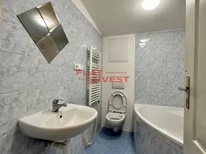 Pronájem bytu 1+1, Praha - Smíchov, Křížová, 37 m2