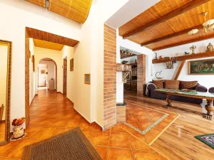 Prodej rodinného domu, Rostěnice-Zvonovice, 416 m2