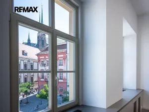 Pronájem kanceláře, Brno, Zelný trh, 102 m2