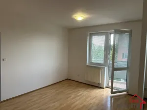 Prodej bytu 2+kk, Zlín, Podlesí V, 55 m2