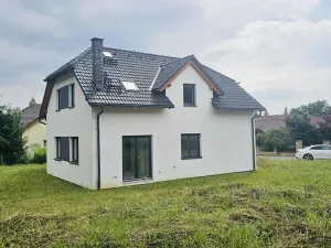 Prodej rodinného domu, Pětihosty, 183 m2