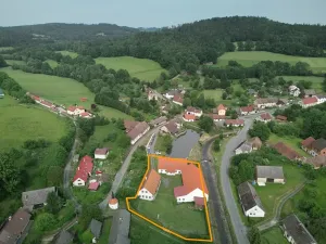 Prodej rodinného domu, Čmelíny, 450 m2