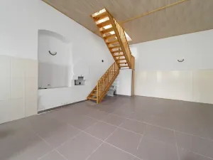 Prodej rodinného domu, Čmelíny, 450 m2
