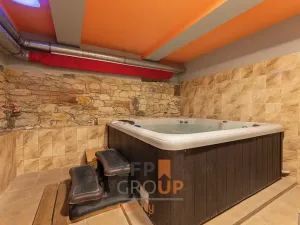Prodej ubytování, Lysice, nám. Osvobození, 1400 m2