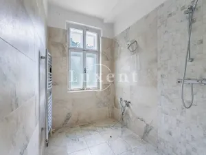 Prodej rodinného domu, Klatovy, Národních mučedníků, 256 m2