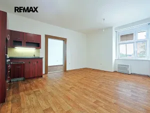 Pronájem bytu 2+kk, Plzeň, Edvarda Beneše, 57 m2