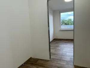 Pronájem bytu 1+1, Slaný, Bezručova, 33 m2
