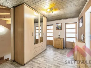Prodej rodinného domu, Nupaky, K Parku, 160 m2