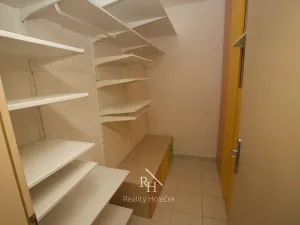 Pronájem bytu 3+kk, Kladno, Generála Selnera, 63 m2