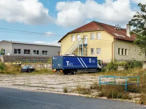 Prodej výrobních prostor, Dubí, Horská, 3047 m2
