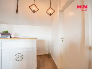 Pronájem obchodního prostoru, Hradec Králové - Kukleny, Pražská třída, 23 m2