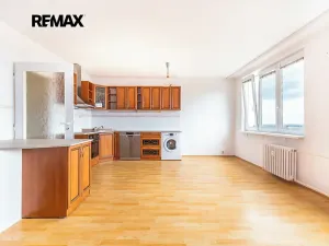 Prodej bytu 1+kk, Praha - Letňany, Třinecká, 39 m2