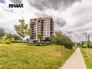 Prodej bytu 1+kk, Praha - Hrdlořezy, Učňovská, 45 m2