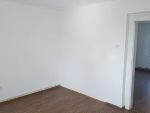 Pronájem bytu 2+1, Krupka, Smetanova, 48 m2