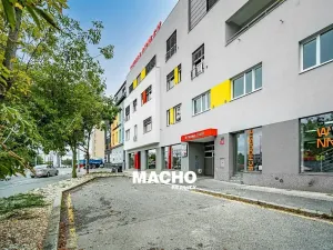 Pronájem bytu 1+kk, Praha - Michle, U plynárny, 43 m2