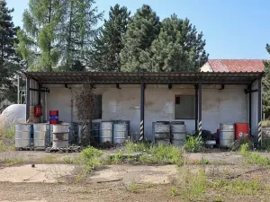 Dražba skladu, Kadaň, 11945 m2
