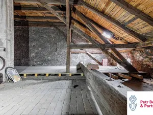 Prodej obchodního prostoru, Rakovník, Husovo náměstí, 1100 m2